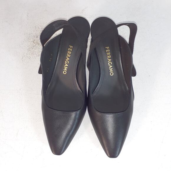 Ferragamo 'Vania' Pumps Size US 7.5 - Picture 5 of 6